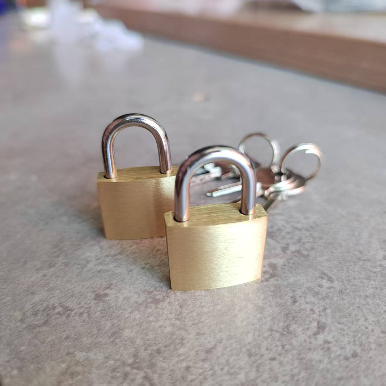 Letter Opener Brass - Cadenas en laiton avec clés, mini-serrure